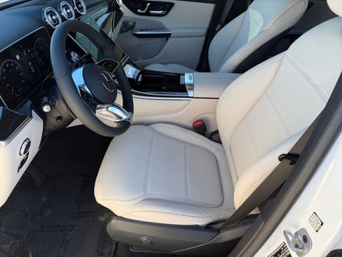 New 2026 Mercedes-Benz GLC 300 GLC 300 image 10