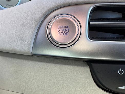 Used 2024 Hyundai Palisade Limited image 14