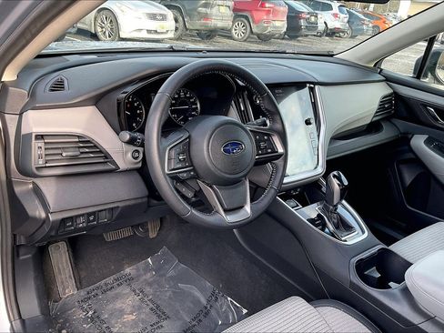 Used 2020 Subaru Outback Premium image 16