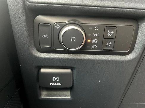 Certified 2022 Ford F150 XLT w/ Equipment Group 301A Mid image 33