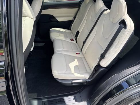 Used 2023 Tesla Model X AWD/4WD image 22
