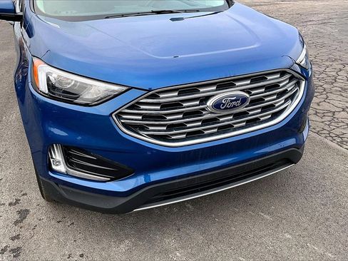 Used 2022 Ford Edge SEL w/ Convenience Package image 5