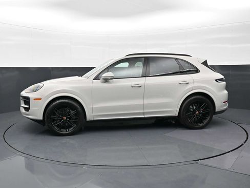 New 2026 Porsche Cayenne AWD/4WD image 2