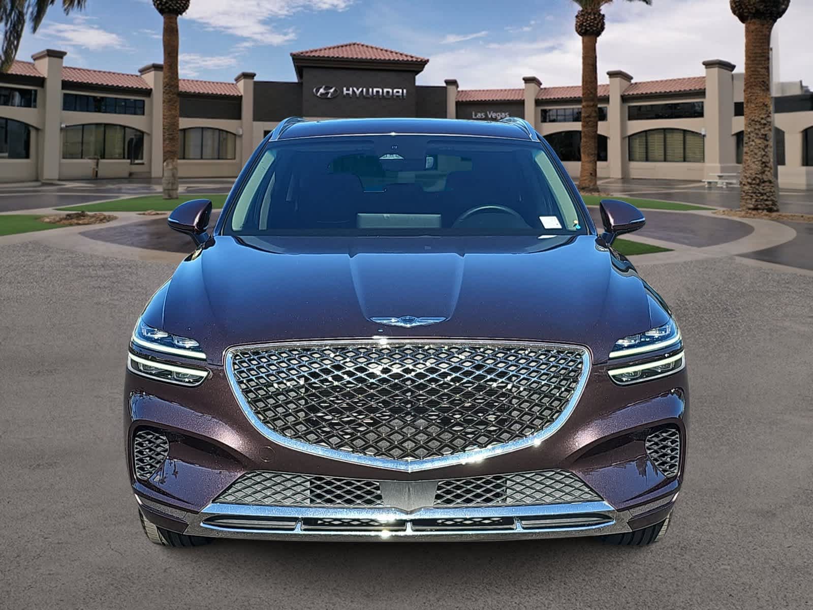 Used 2023 Genesis GV70 2.5T w/ Select Package AWD/4WD image 3