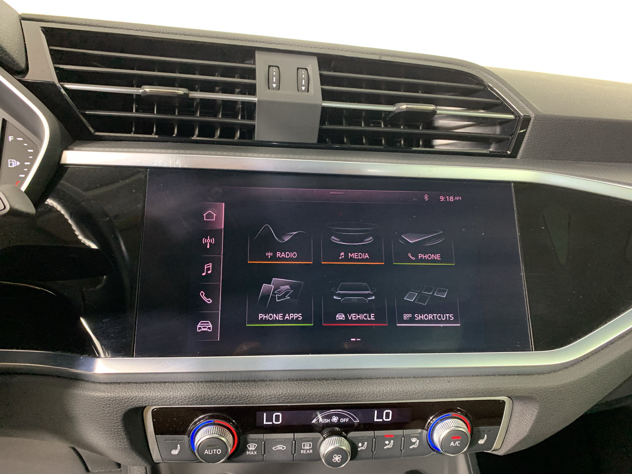 Used 2020 Audi Q3 2.0T Premium AWD/4WD image 25