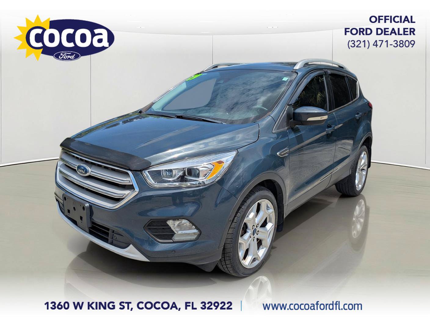 Certified 2019 Ford Escape Titanium AWD/4WD image 1
