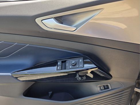 New 2026 Volkswagen ID.4 Pro S AWD/4WD image 21
