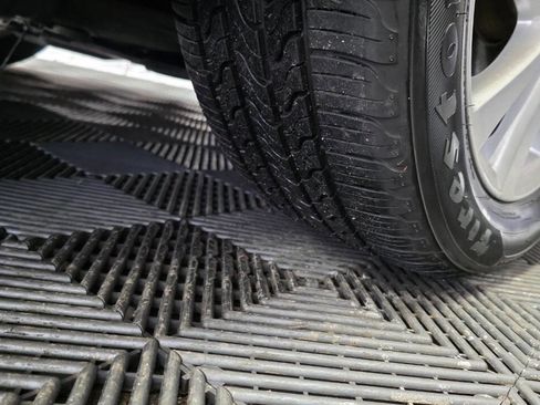 Used 2013 MAZDA MAZDA3 i Touring image 35