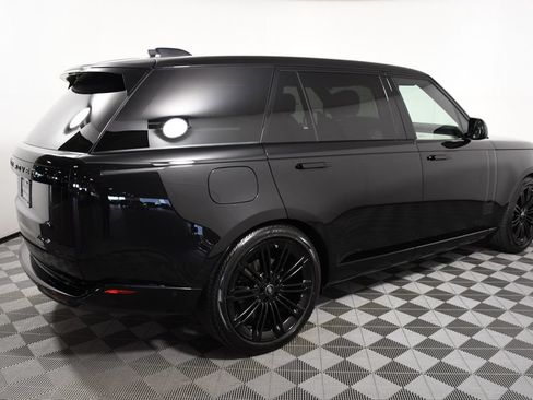 Used 2024 Land Rover Range Rover Long Wheelbase SE AWD/4WD image 7
