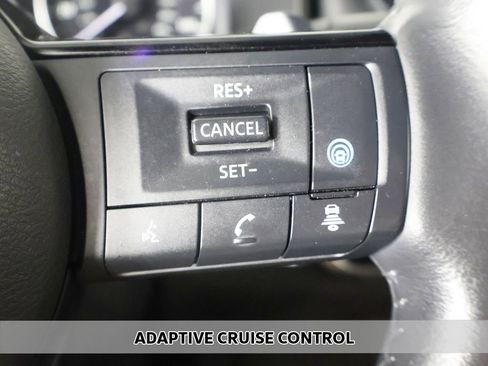 Used 2023 Nissan Rogue SL AWD/4WD image 5