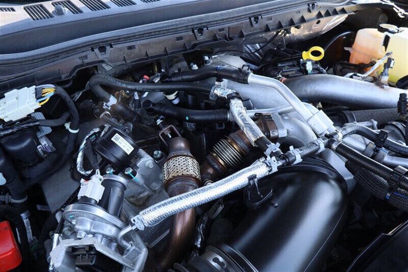 Used 2024 Ford F350 Platinum AWD/4WD image 11