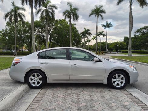 Used 2009 Nissan Altima 2.5 SL w/ SL Pkg FWD image 22