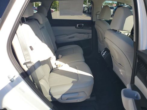 New 2026 Kia Sorento S image 12