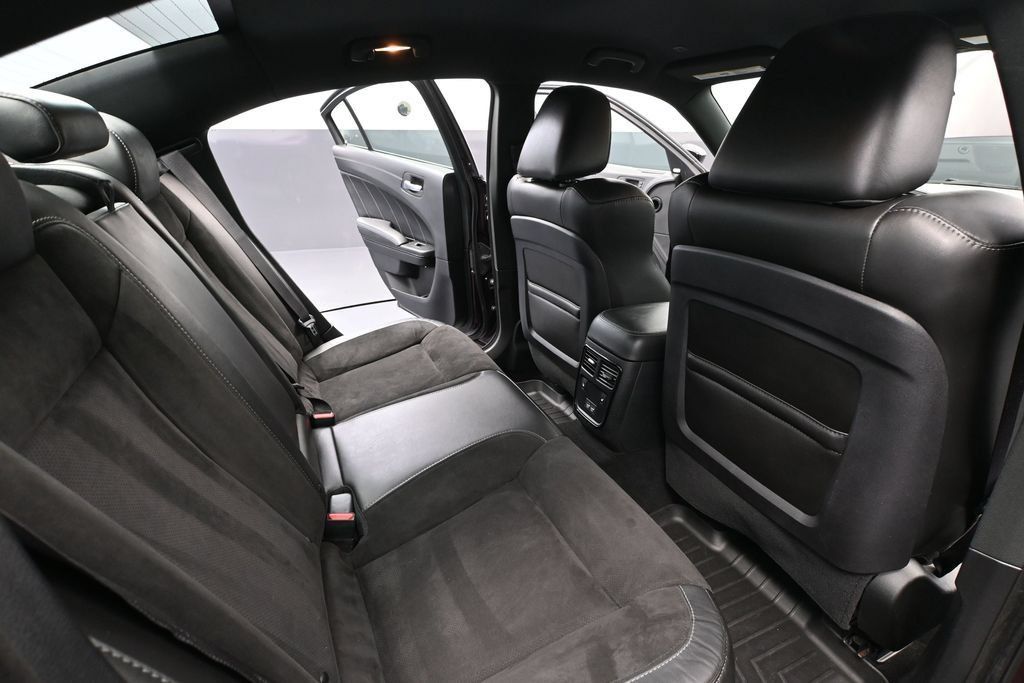 Used 2021 Dodge Charger R/T w/ Plus Group RWD image 35