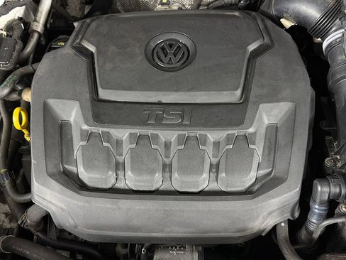 Used 2021 Volkswagen Tiguan SE R-Line w/ 3rd Row Seat Package AWD/4WD image 19
