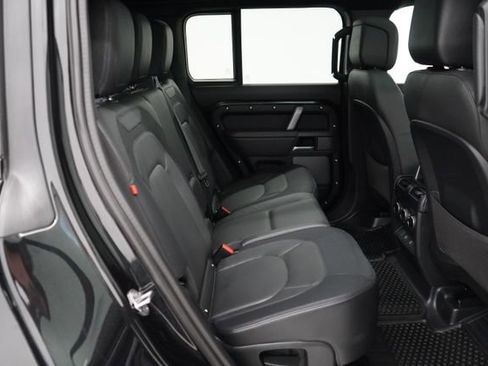 Used 2024 Land Rover Defender 110 X-Dynamic SE AWD/4WD image 57