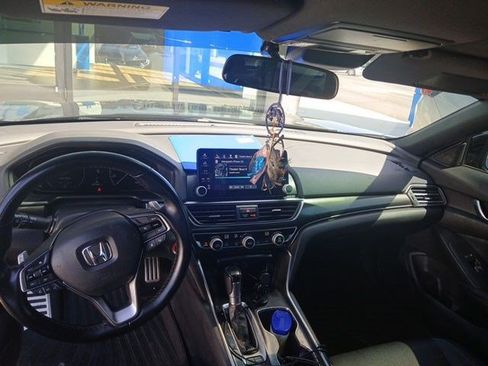 Used 2022 Honda Accord Sport image 12
