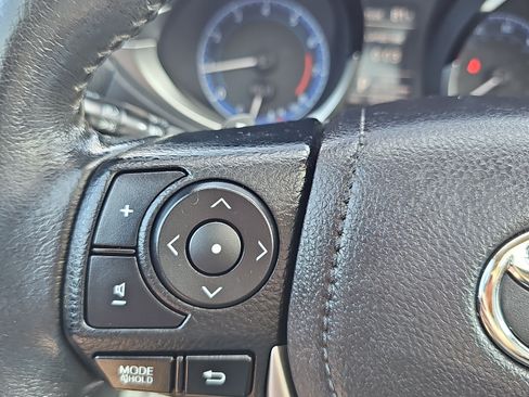 Used 2015 Toyota Corolla S Premium FWD image 21
