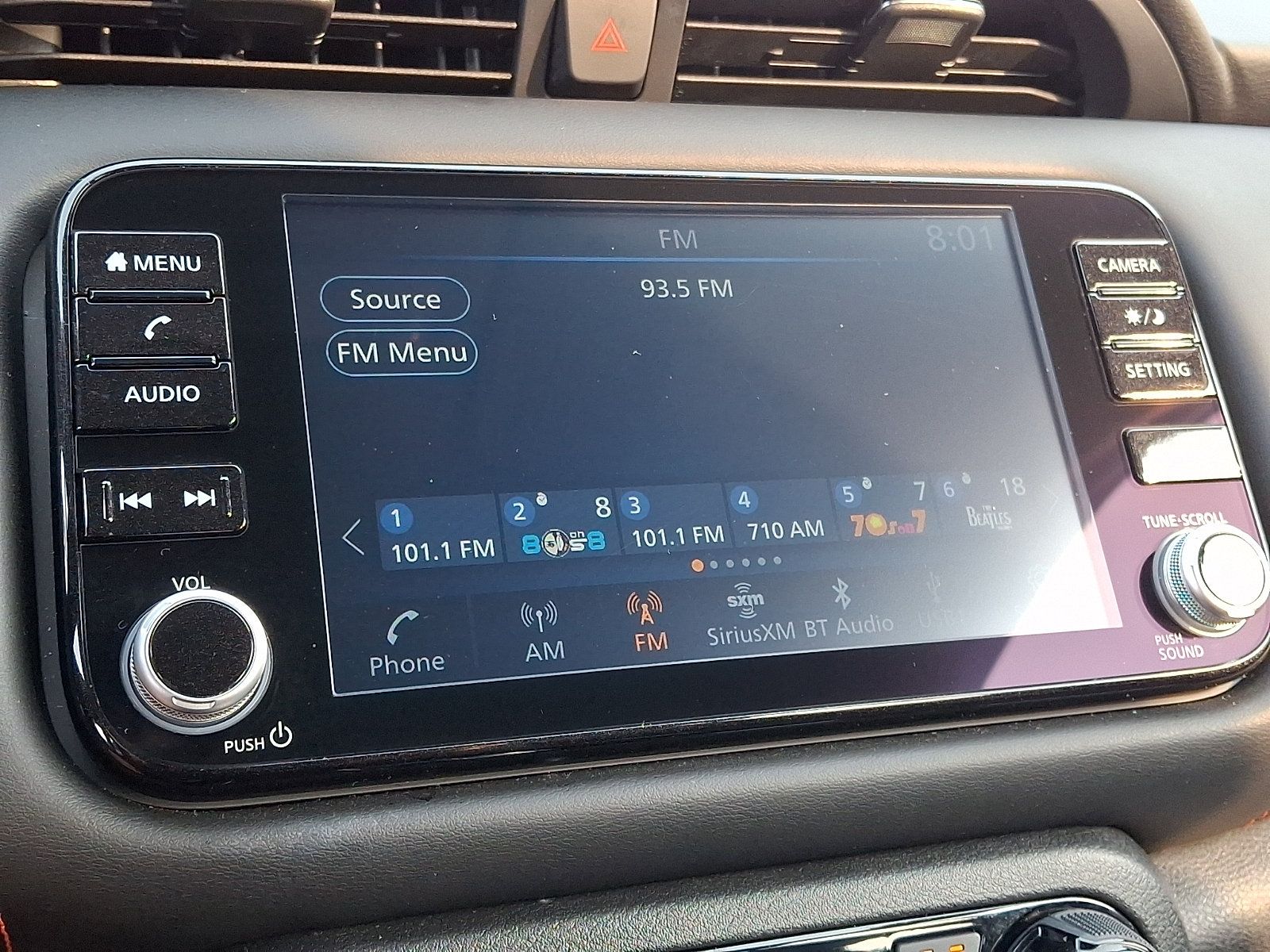 Used 2023 Nissan Kicks SR w/ SR Premium Package FWD image 20