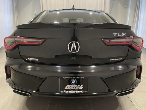 Used 2022 Acura TLX SH-AWD w/ A-SPEC Pkg image 5