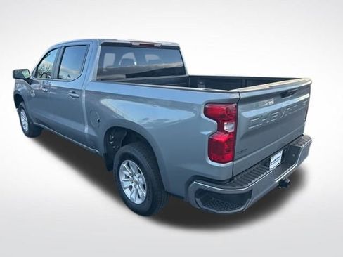 Used 2025 Chevrolet Silverado 1500 LT image 3