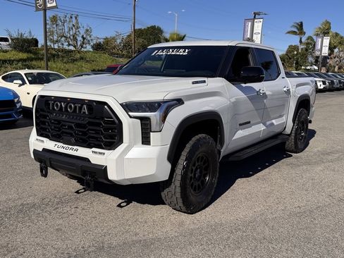 Used 2025 Toyota Tundra Limited image 7
