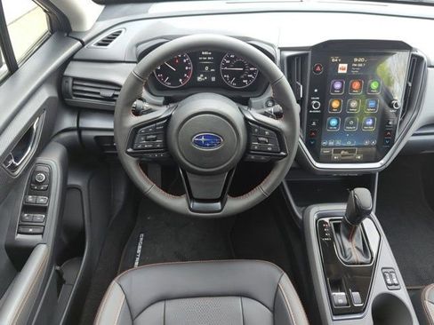 Used 2025 Subaru Crosstrek 2.5i Limited AWD/4WD image 18