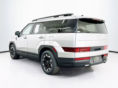 Used 2025 Hyundai Santa Fe SEL image 5