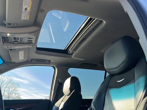 Used 2020 Cadillac Escalade ESV Luxury image 27