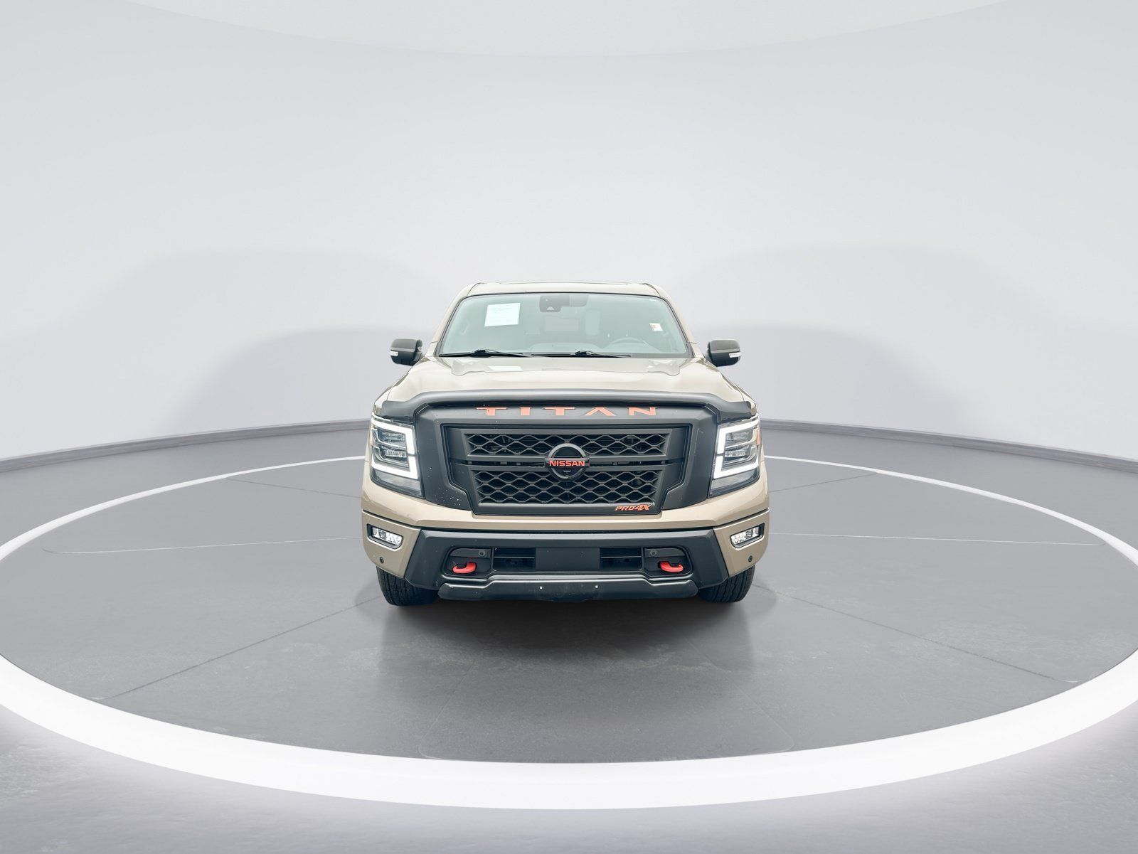 Used 2022 Nissan Titan PRO-4X w/ Pro-4x Convenience Package AWD/4WD image 3