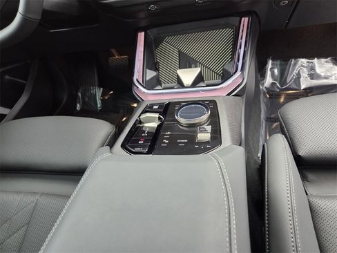 Certified 2025 BMW X3 xDrive30i w/ Convenience Package image 16