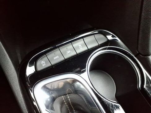 Used 2023 Buick Encore GX Preferred w/ Cold Weather Comfort Package image 32