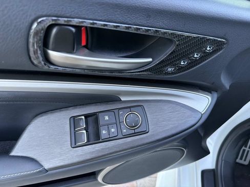 Used 2019 Lexus RC 350 F Sport w/ Accessory Package RWD image 9