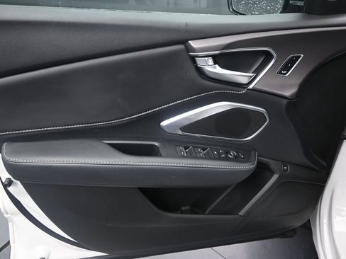 Used 2025 Acura RDX SH-AWD image 10