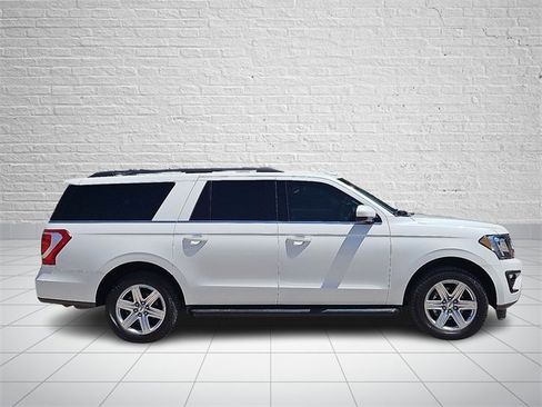 Used 2021 Ford Expedition Max XLT image 5