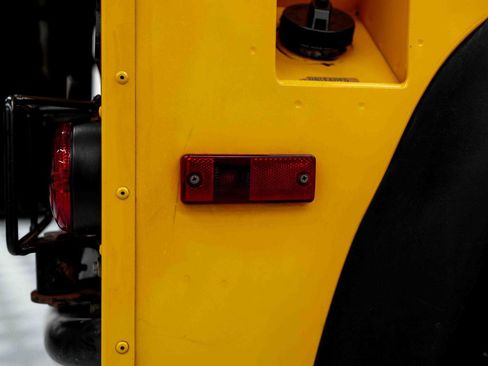 Used 1997 Land Rover Defender 90 image 25