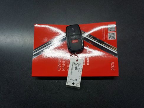 Used 2025 Toyota Tundra Platinum AWD/4WD image 19