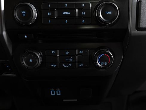 Used 2017 Ford F150 XLT w/ Equipment Group 301A Mid AWD/4WD image 34