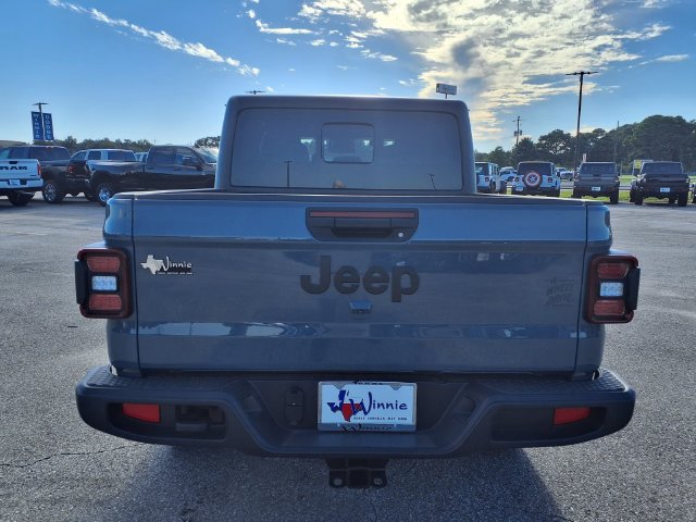 New 2026 Jeep Gladiator Sport AWD/4WD image 5