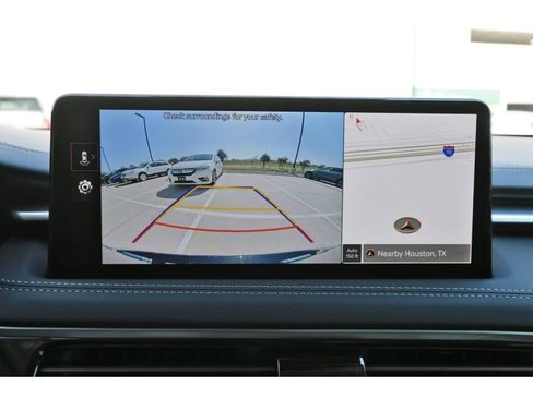 Used 2026 Genesis G70 2.5T image 25