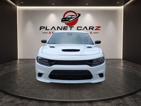 Used 2023 Dodge Charger Scat Pack w/ Technology Group RWD image 8