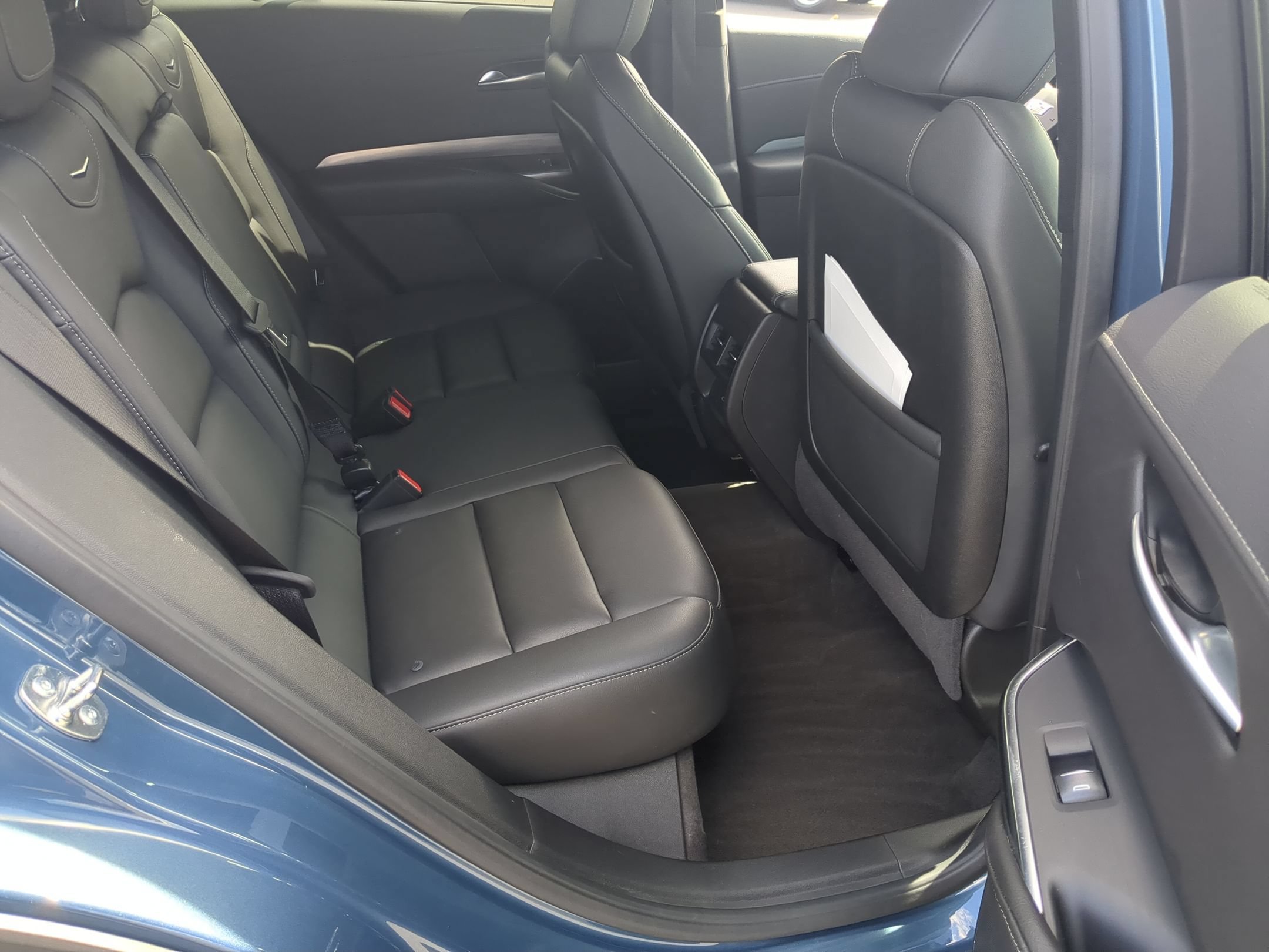 Certified 2025 Cadillac XT4 Premium Luxury AWD/4WD image 26