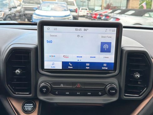 Used 2023 Ford Bronco Sport Outer Banks w/ Tech Package AWD/4WD image 19