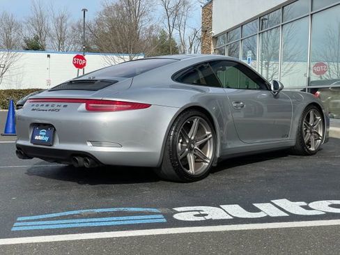 Used 2015 Porsche 911 Carrera 4 GTS image 12