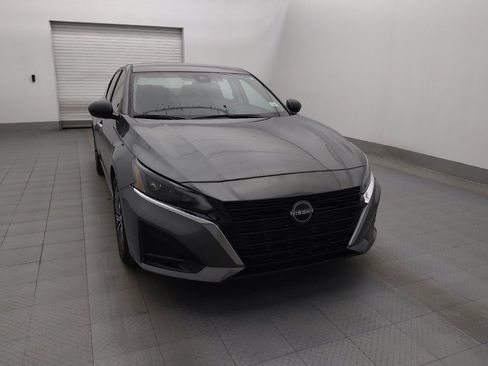 Used 2024 Nissan Altima 2.5 SV image 14