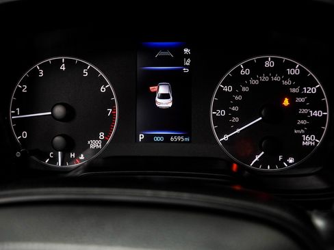 Used 2024 Toyota Corolla LE image 25