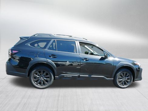 Certified 2024 Subaru Outback Onyx Edition AWD/4WD image 8