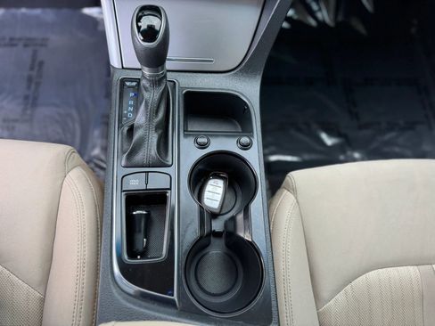 Used 2017 Hyundai Sonata SE FWD image 19