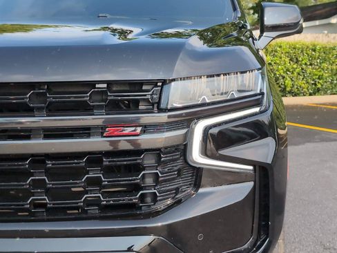 Used 2021 Chevrolet Tahoe Z71 w/ Z71 Signature Package AWD/4WD image 12