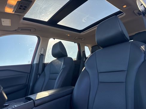 Certified 2023 Nissan Rogue SV w/ SV Premium Package image 28